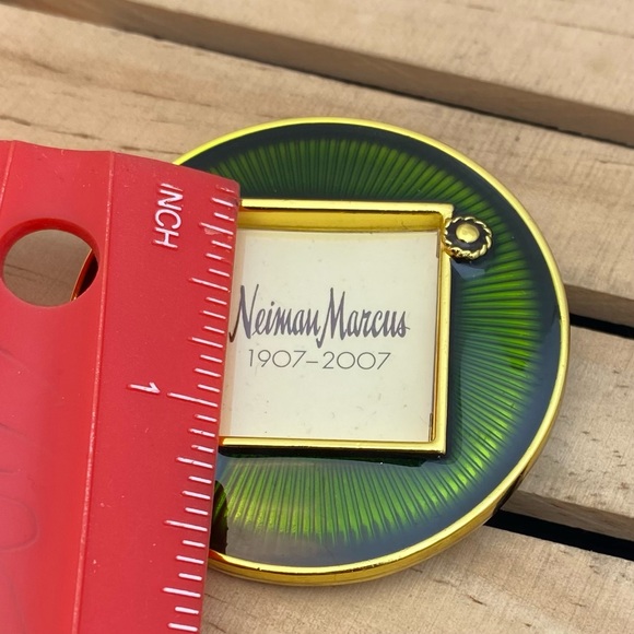 Neiman Marcus Frame by Jay Strongwater - Picture 4 of 4